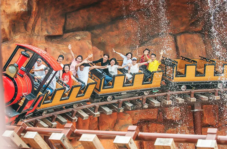 10 Best Things to Do in VinWonders Nha Trang in 2026 4 Tourists enjoying an exciting roller coaster ride at VinWonders Nha Trang