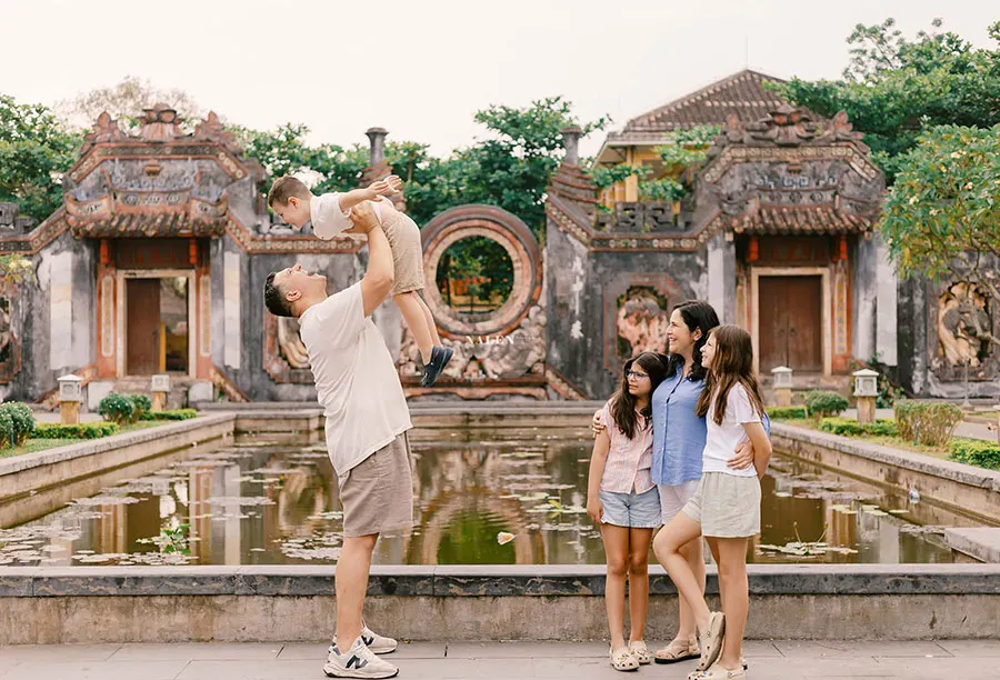 Full Day Trip From Da Nang to Hoi An Group Tour