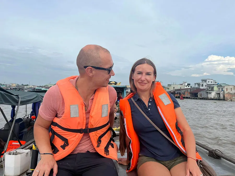 Visitors will have the opportunity to experience what it's like to be on a boat at the floating market and explore the lives of the local people.
