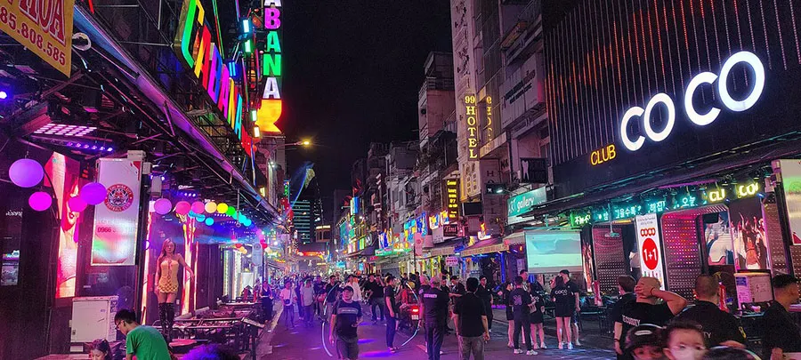 Best Street Food Near Bui Vien Walking Street 8 Discover the best street food near Bui Vien Walking Street in Ho Chi Minh City