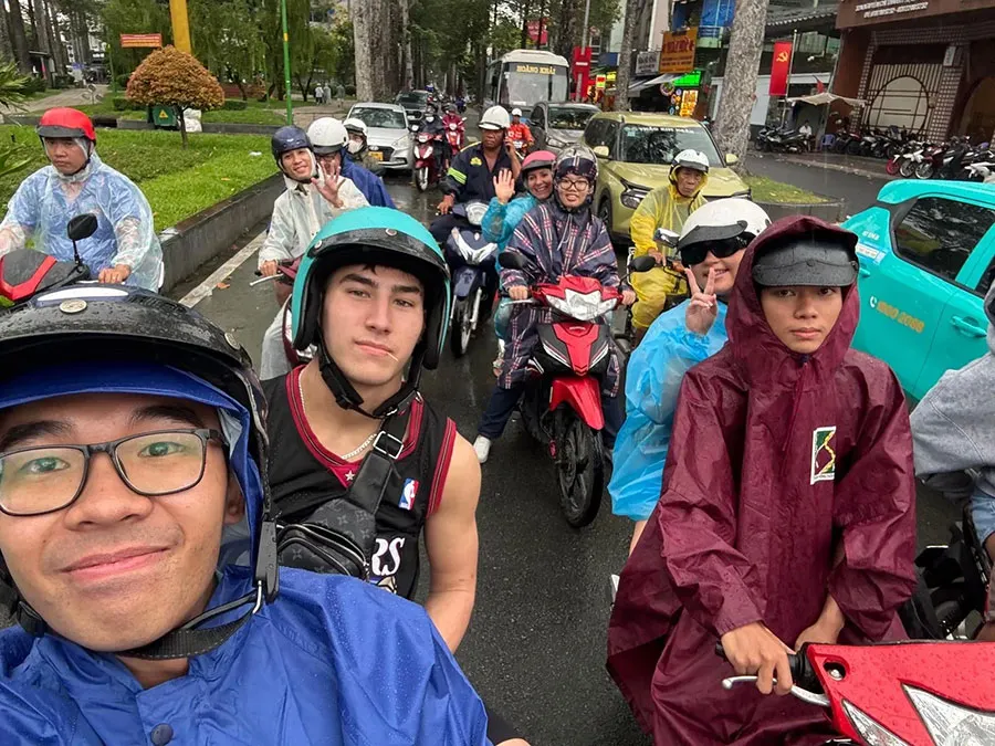 Memorable family-friendly motorbike tour through the lively streets of Saigon