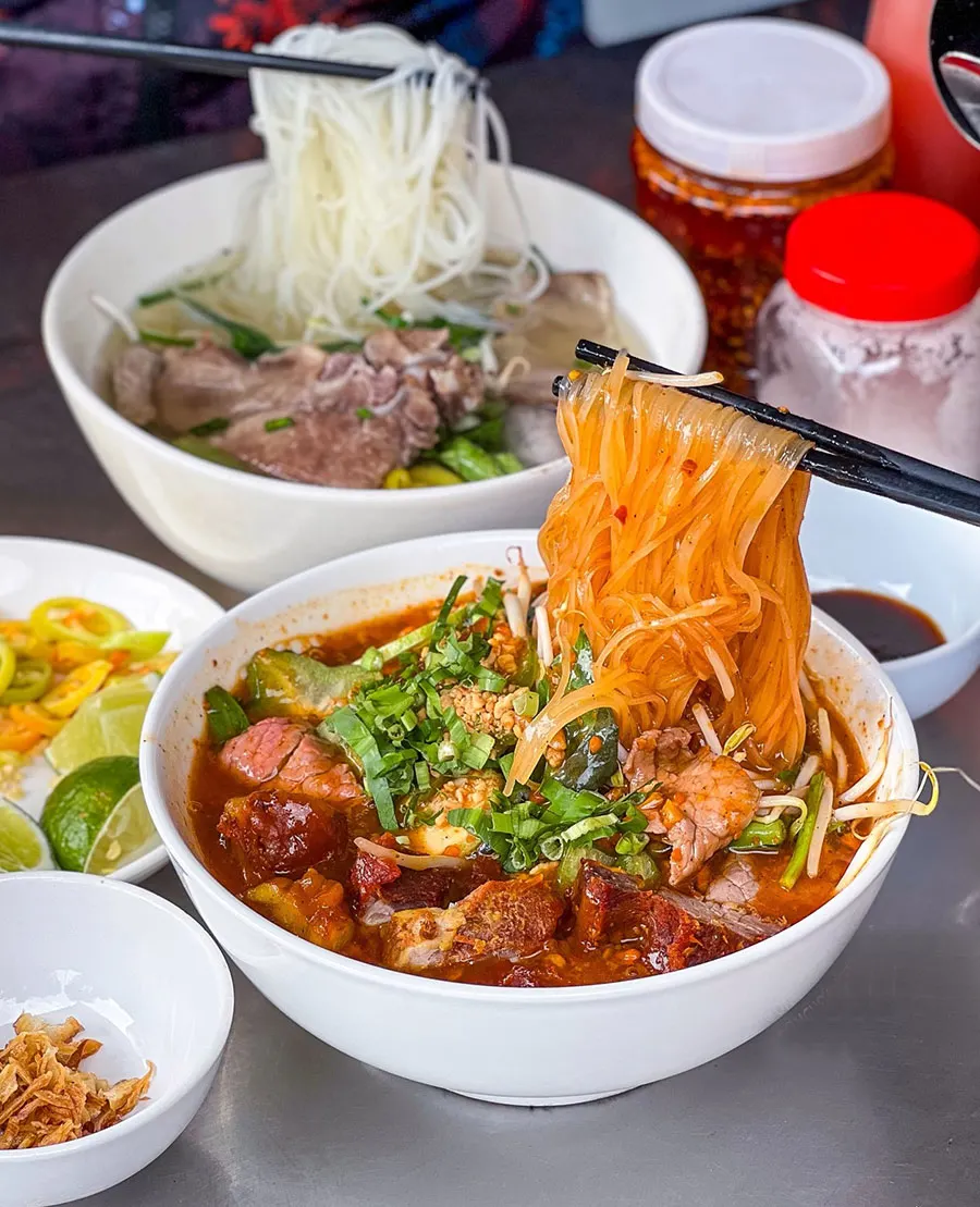 Best Hu Tieu in Ho Chi Minh City: What First-Time Visitors Should Know 2 Add hu tieu sa te My Tho to your Vietnam food list for a memorable local dining experience.