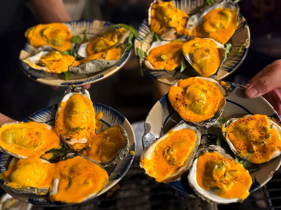 Saigon Seafood Street Food You Shouldn’t Miss 10 Bite into a plump grilled oyster topped with bubbling melted cheese, where the ocean-fresh sweetness meets a warm, creamy and satisfyingly rich finish.