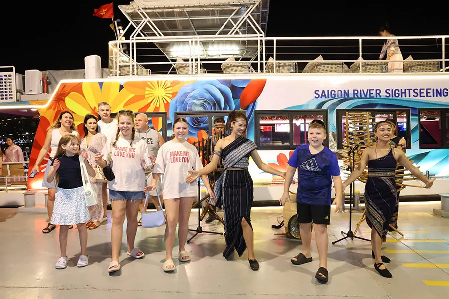 How to Take the Saigon Waterbus: A First-Time Visitor’s Guide 1 First-time visitors boarding the Saigon Waterbus