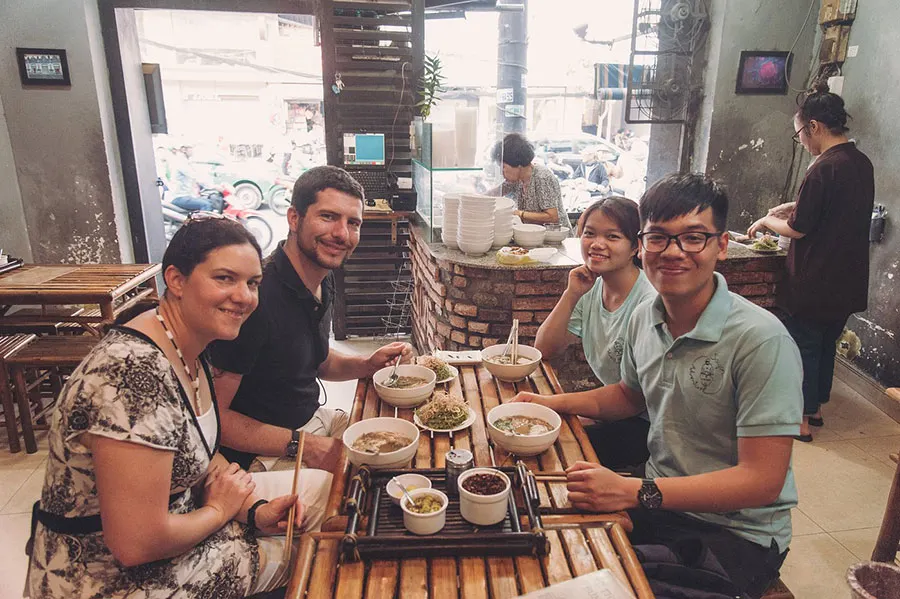 What Time Do Locals Eat in Ho Chi Minh City? A Guide to Saigon Meal Times 1 Experience Vietnamese food and culture like a local