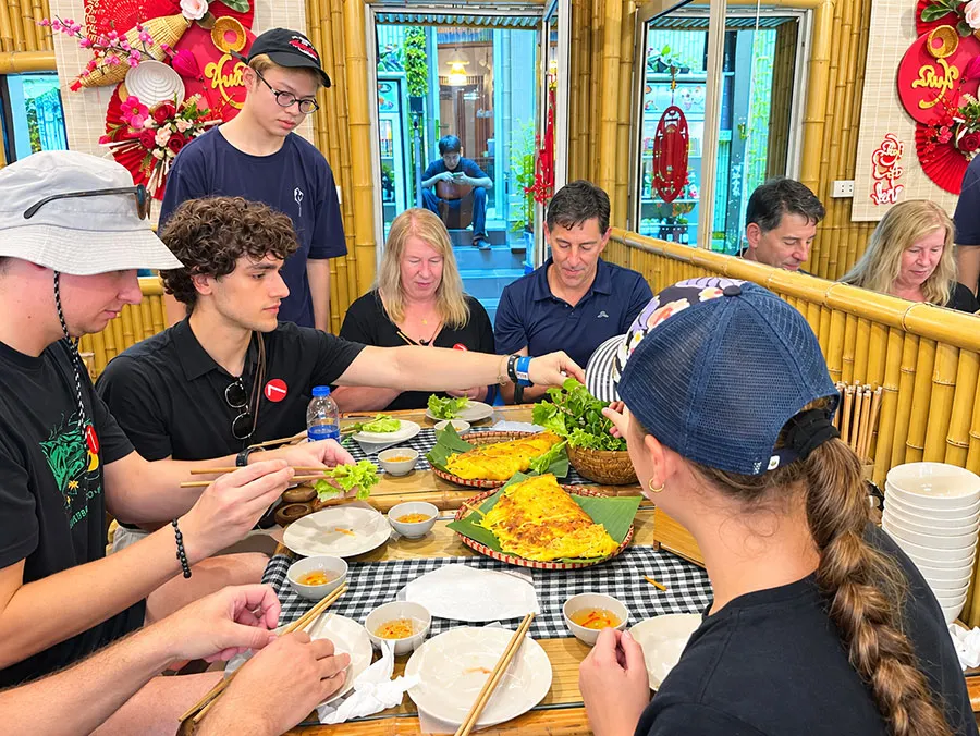 Where to Stay in Hanoi for Food Lovers: 5 Best Areas for Local Eating 2 Old Quarter is the best area to stay in Hanoi for food lovers and first-time visitors