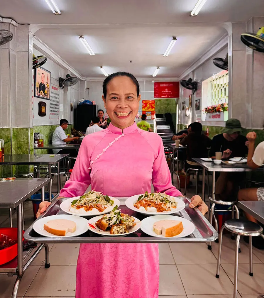 Banh cuon in Ho Chi Minh City: What to order and how to eat it 5 You can order extra toppings with your Vietnamese banh cuon to explore different flavors.