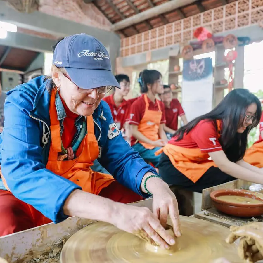 Thanh Ha Pottery Village: What to Expect from a Pottery Class 5 Explore the charm of Thanh Ha Pottery Village and its generations of skilled artisans